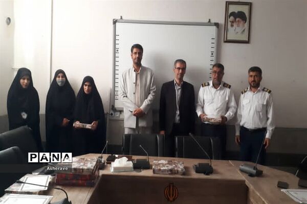 مراسم تقدیر از فعالان حوزه‌های سازمان دانش‌آموزی  شهرستان شادگان
