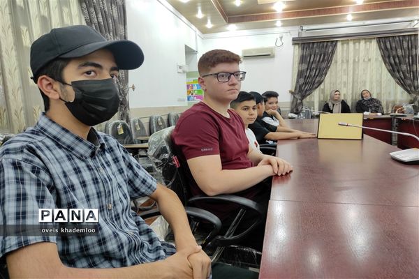 تقدیر از برگزیدگان جشنواره موسیقی دانش‌آموزی در گلوگاه