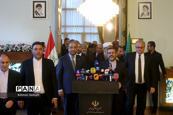 دیدار و نشست خبری وزرای فرهنگ ایران و عراق