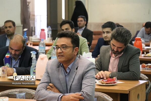 نشست کارشناسان سازمان دانش‌آموزی خراسان رضوی