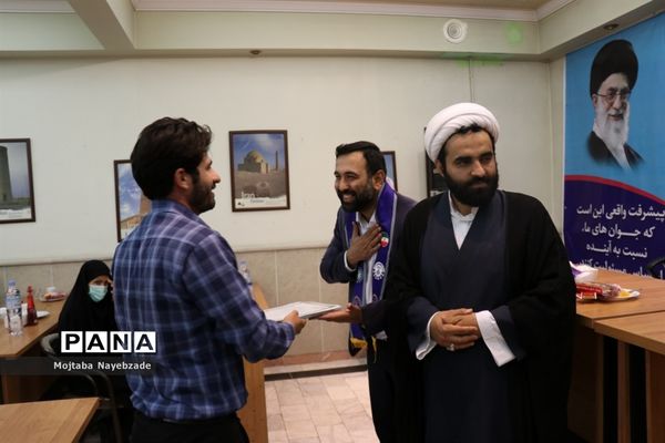 نشست کارشناسان سازمان دانش‌آموزی خراسان رضوی