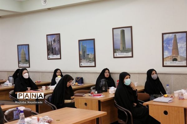 نشست کارشناسان سازمان دانش‌آموزی خراسان رضوی