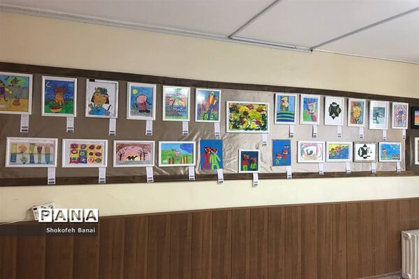 برپایی نمایشگاه دستاوردهای دانش‌آموزی منطقه یک