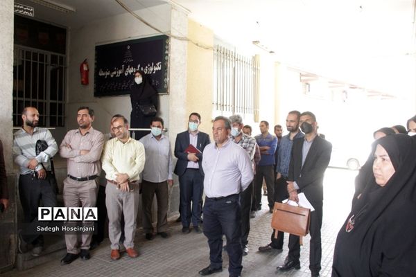 برگزاری کارگاه آموزشی و عملی اطفاء حریق در آموزش و پرورش منطقه ۱۳ تهران