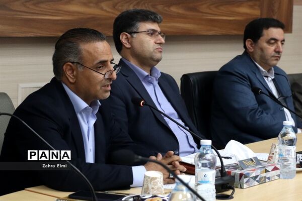 جلسه کارگروه ماده ۱۸ سرویس مدارس استان آذربایجان شرقی