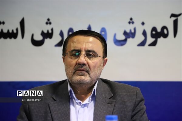 نشست شورای آموزش و پرورش با حضور استاندار کرمانشاه