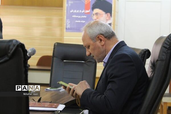 جلسه هم‌اندیشی با فرزندان شاهد فرهنگی