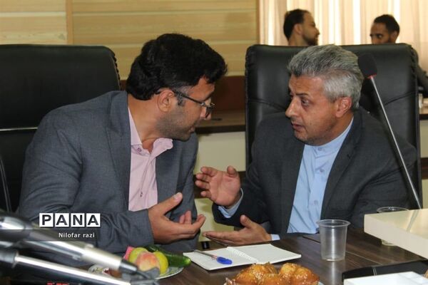جلسه هم‌اندیشی با فرزندان شاهد فرهنگی