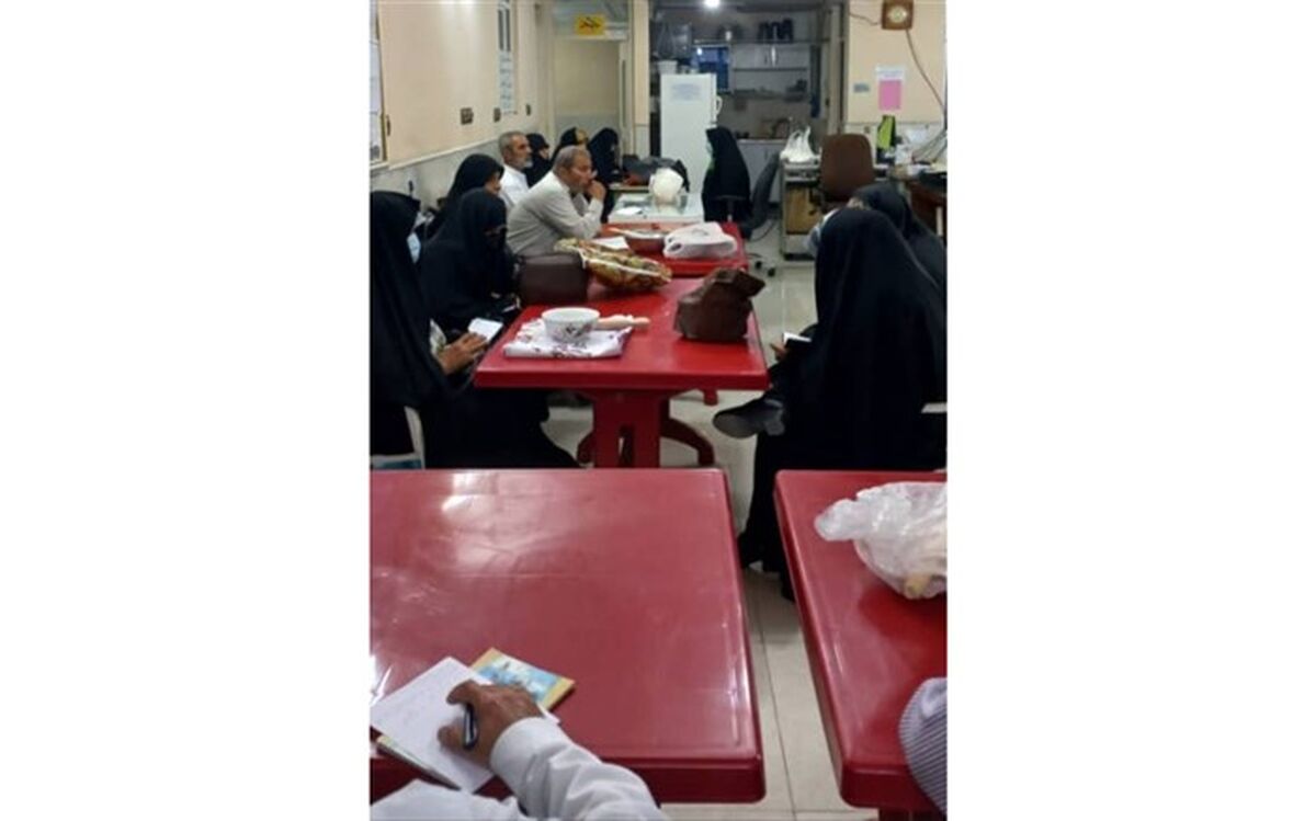 برگزاری کارگاه آموزشی پخت نان ویژه بازنشستگان در قم