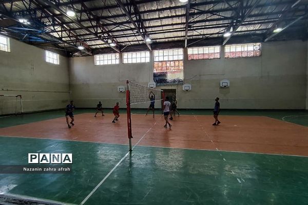 برگزاری مسابقات والیبال فرهنگیان در رودهن