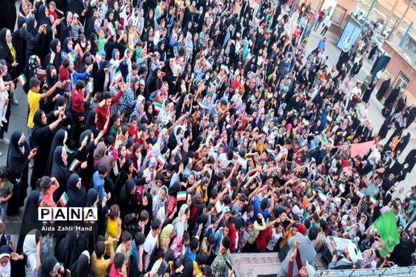 اجرای سرود سلام فرمانده در شهرستان رباط‌کریم