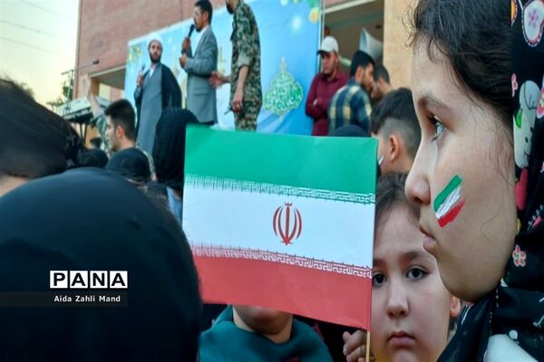 اجرای سرود سلام فرمانده در شهرستان رباط‌کریم