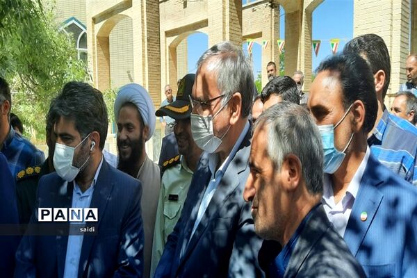 حضور وزیر بهداشت در شهرستان فریدونشهر