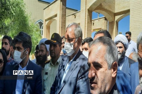 حضور وزیر بهداشت در شهرستان فریدونشهر