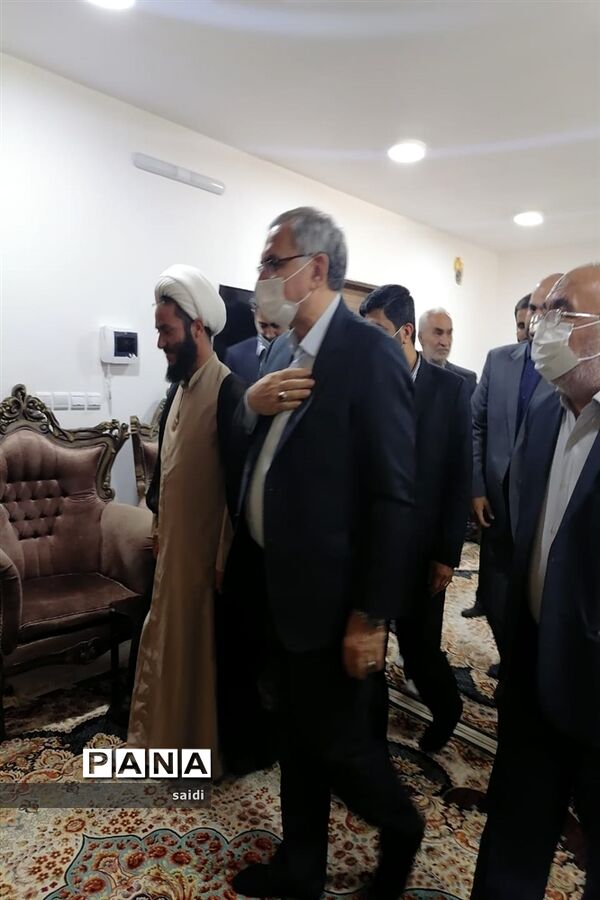 حضور وزیر بهداشت در شهرستان فریدونشهر