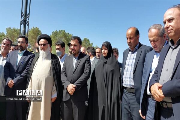 حضور وزیر ارتباطات و فناوری اطلاعات در نایین