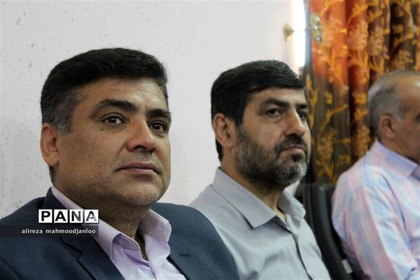 نشست مدیران مدارس شهرستان گلوگاه