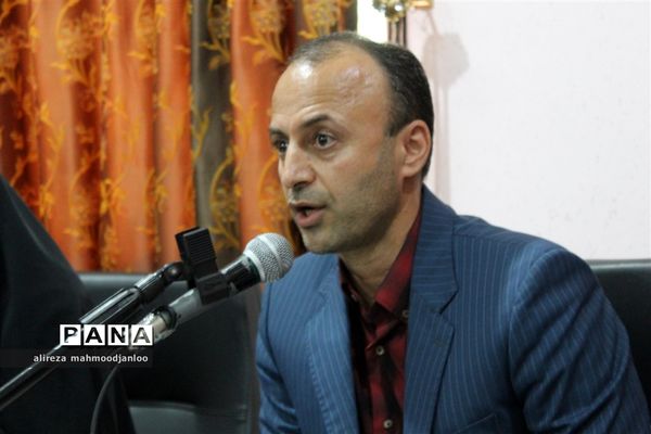 نشست مدیران مدارس شهرستان گلوگاه