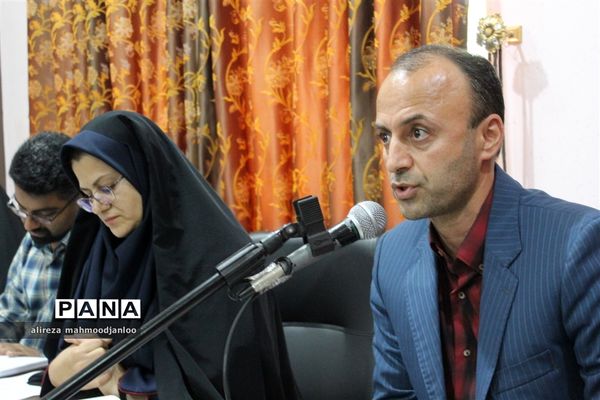 نشست مدیران مدارس شهرستان گلوگاه