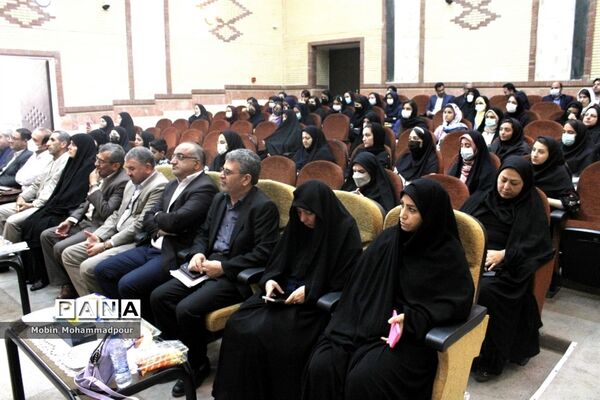 مراسم تجلیل از فعالان برنامه کنترل و کاهش آسیب‌های اجتماعی (طلاق) در تبریز