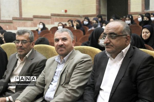 مراسم تجلیل از فعالان برنامه کنترل و کاهش آسیب‌های اجتماعی (طلاق) در تبریز