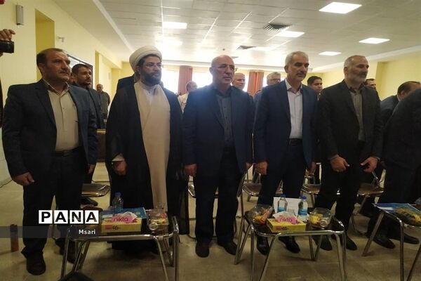 بهره‌برداری از مدرسه خیرساز با حضور وزیر آموزش و پرورش در شاهین‌شهر