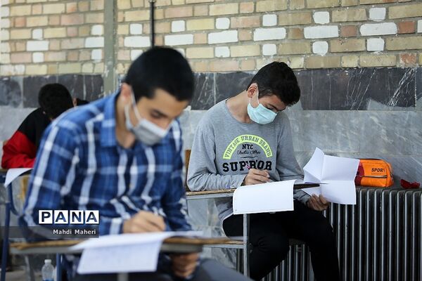 بازدید رئیس سازمان استعدادهای درخشان از مراکز آزمون سمپاد تهران