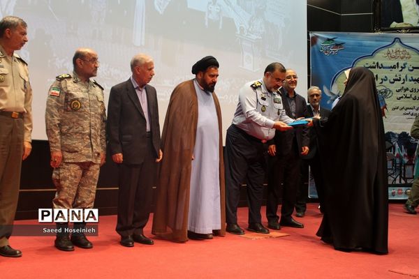 دومین یادواره ۵۶۵ شهید ارتش در قم-2