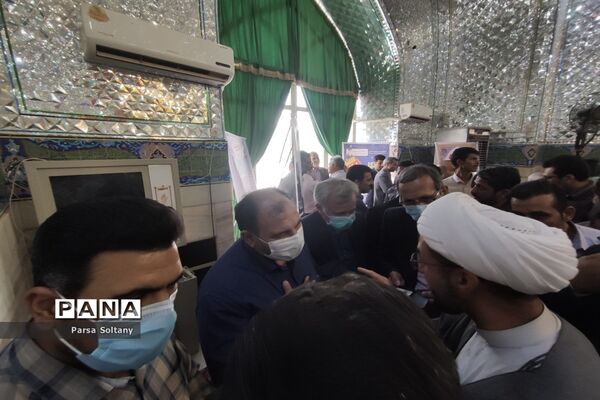 برگزاری نماز جمعه با حضور استاندار خراسان رضوی