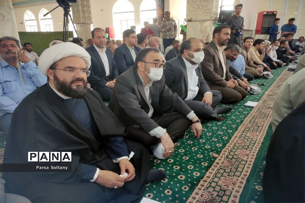 برگزاری نماز جمعه با حضور استاندار خراسان رضوی