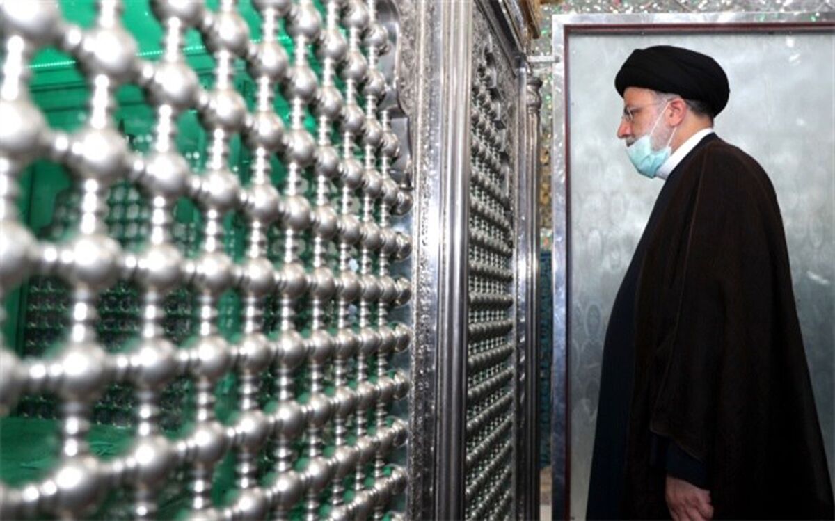 آیت‌الله رئیسی حرم مطهر امامزاده موسی بن جعفر(ع) را زیارت کرد