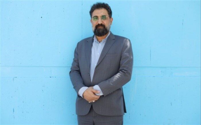 دانش‌آموزان و دانشجویان در مدرسه و دانشگاه بیشتر درگیر نمره‌ گرفتن هستند تا آموزش