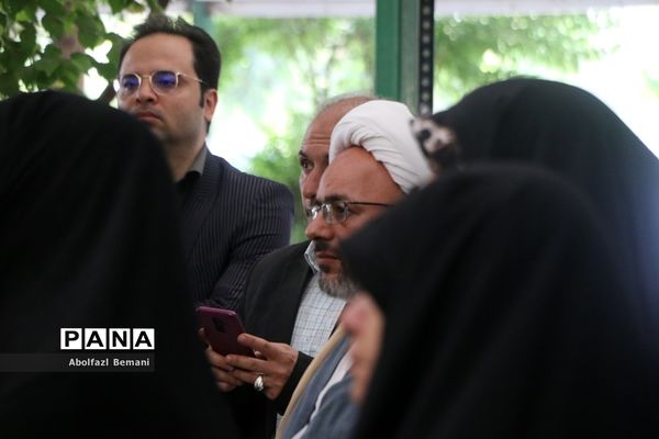 نخستین روز دوره عملی تربیت معلم راوی در قم