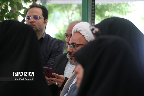 نخستین روز دوره عملی تربیت معلم راوی در قم