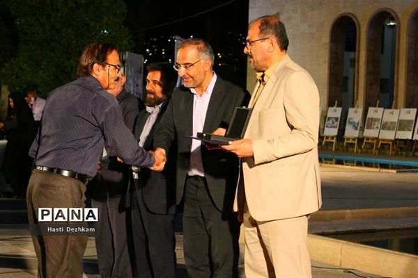 اجرای اختتامیه دومین جشنواره فرهنگی هنری معلمان هنرمند سراسر کشور