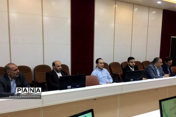 جلسه ستاد استانی فعالیت‌های تابستانه اوقات فراغت دانش‌آموزان