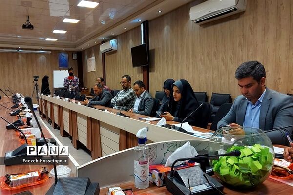 مراسم قرعه‌کشی مشهد مقدس ویژه حائزین رتبه مسابقات قرآنی در بهارستان‌دو