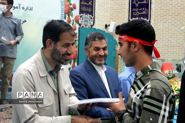 آیین تجلیل از برگزیدگان مسابقات قرآن، عترت و نماز ناحیه 4 قم