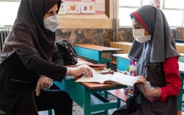 روایت یک معلم از 30 سال تدریس؛ «هیچ‌گاه خسته نشدم»