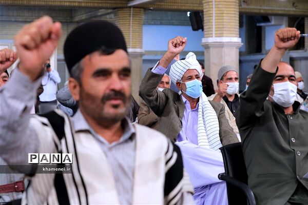 دیدار دست‌اندرکاران کنگره ملی شهدای عشایر با مقام معظم رهبری