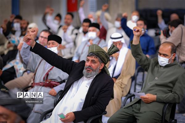 دیدار دست‌اندرکاران کنگره ملی شهدای عشایر با مقام معظم رهبری