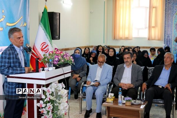 آیین افتتاح مدرسه 12 کلاسه مهر عظام در شهرستان مرند