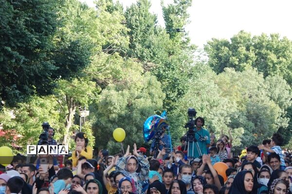 افتتاح جشنواره بین‌المللی تئاتر کودک و نوجوان در همدان