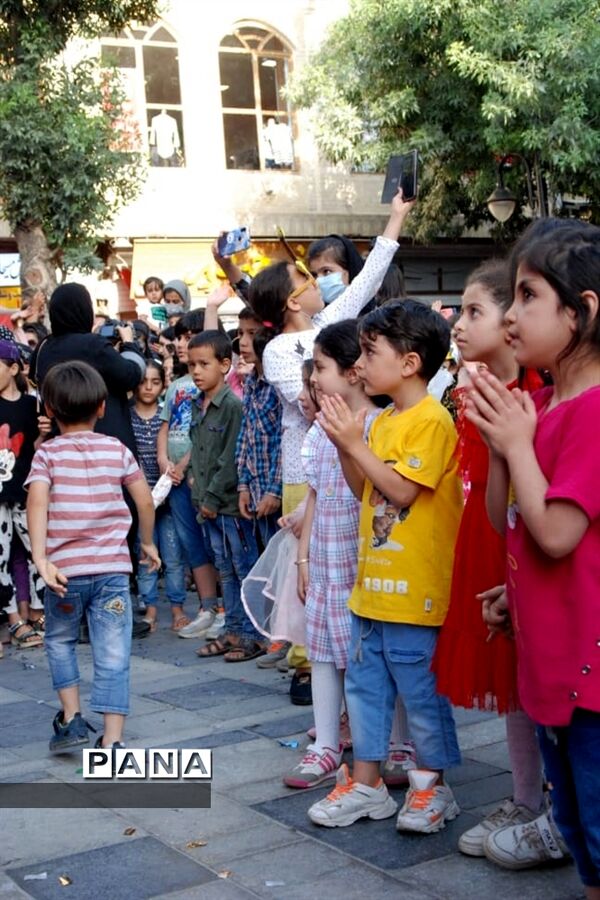 افتتاح جشنواره بین‌المللی تئاتر کودک و نوجوان در همدان