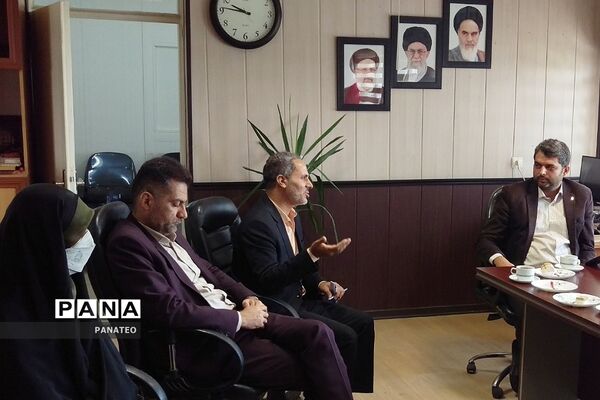 تکریم و معارفه مدیر سازمان دانش‌آموزی شهرستان‌های استان تهران