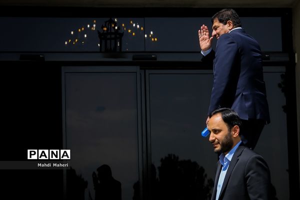 حاشیه جلسه هیات دولت