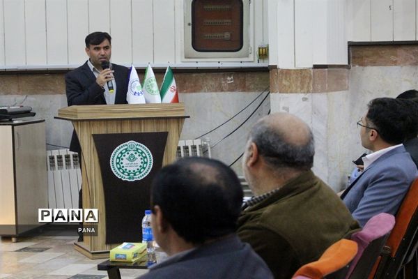 فینال مناظره دانش‌آموزی آذربایجان غربی