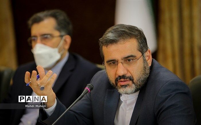 وزیر ارشاد: کارگروه ساماندهی مد و لباس دستخوش تحول انقلابی شده است