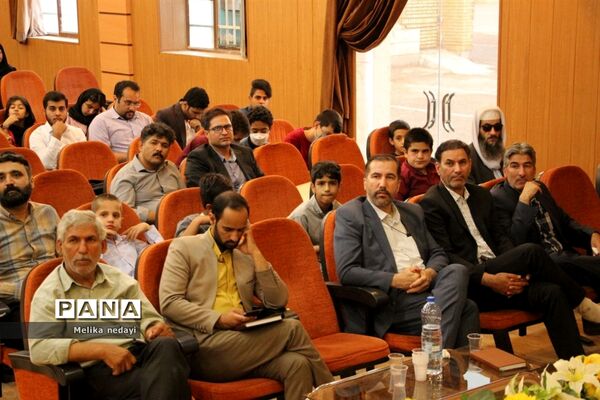 برگزاری کارگاه آموزشی برای شرکت در مسابقات ادبی همایش هزاره شیخ جام