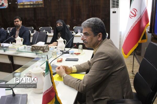 جلسه ستاد برنامه‌ریزی فعالیت‌های تابستانی دانش‌آموزان استان بوشهر
